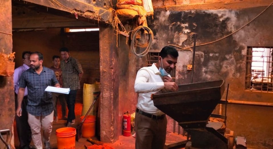 Crackdown on Adulterated Spice Factory in Sreemangal, Fined Tk 50,000 for Irregularities